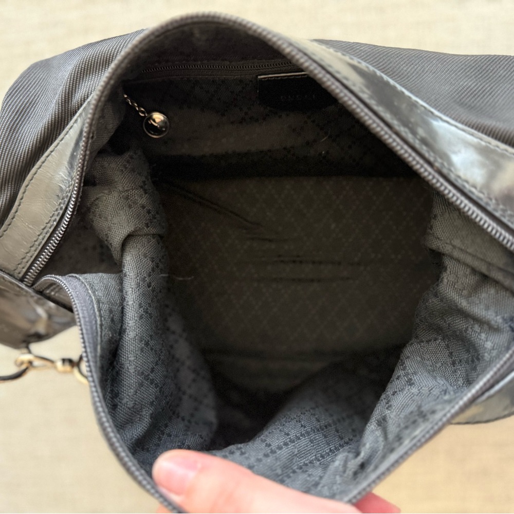 Gucci Black Shoulder Bag with Bamboo Handle - Picture 5 of 6